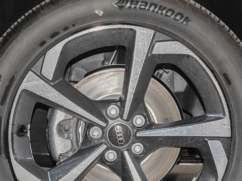 2025�� quattro 45�����ذ� 35TFSI ʱ�ж�����