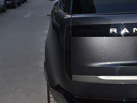 2025�� 3.0 L6 400PS ʢ���ӳ���