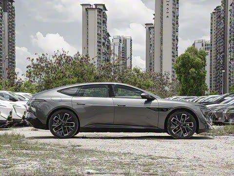 2025�� �Ŀ� Ultra���̰�