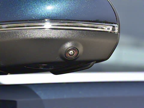 2025�� �Ŀ� C 350 eL