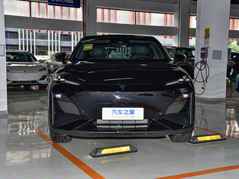 2025�� 215Max ��ΪǬ���Ǽ�ADS SE���̰�