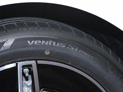 2025�� E 300 ʱ�����˶���