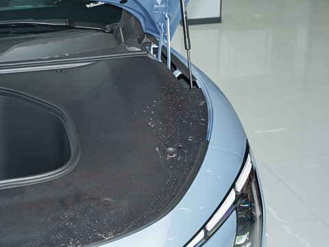 2025�� 555���˰�