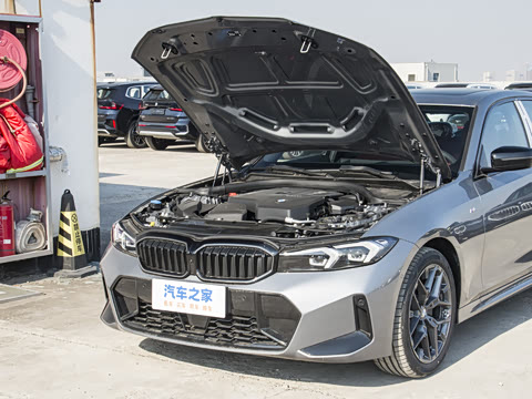 2025�� 330i M�˶���ҹ��װ