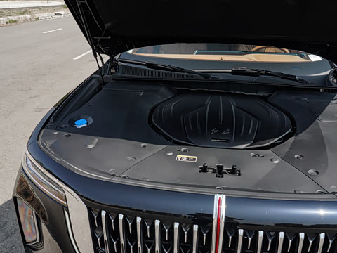 2025�� 2.0T ����������������� 5��