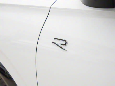 2025�� PRO 380TSI ���� R-Line �����