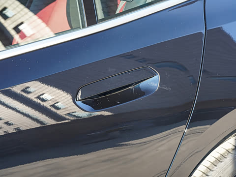 2025�� 530Li ������ M�˶���װ