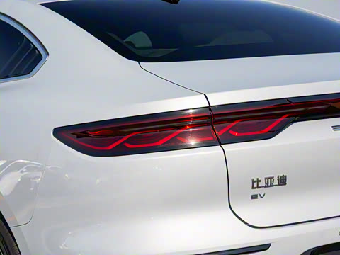 2025�� EV �Ǽݰ� 506KM�����