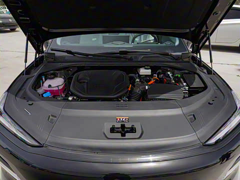 2025�� 130km EM-i ������