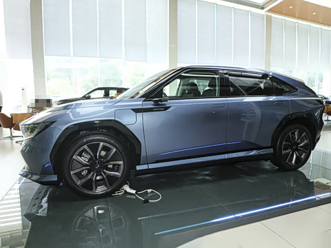 2025�� ����������Pro