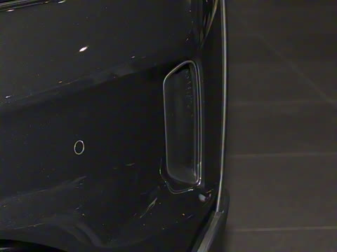 2024�� Taycan 4 Cross Turismo