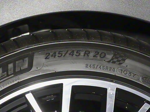 2024�� Taycan 4 Cross Turismo