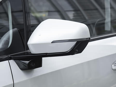 2025�� Ǭ��ϵ�� Ultra ͷ�Ȳ�