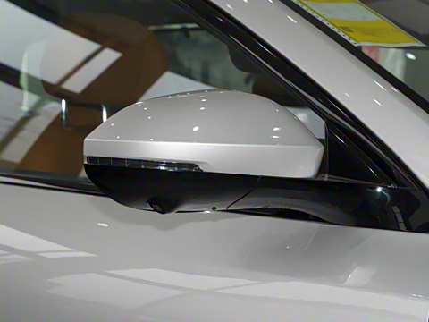 2025�� 210Ultra���Ȱ� 5��