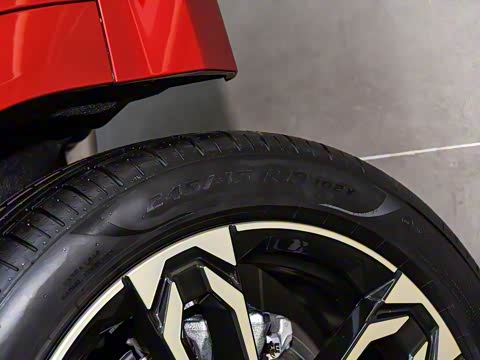 2024�� xDrive25i M�˶���ҹ��װ