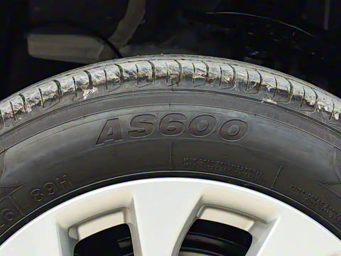 2024�� �Ŀ��� ���� 1.6XE CVT���ʰ�