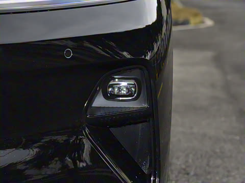 2025�� 300UltraǬ���Ǽ�ADS SE���̰�