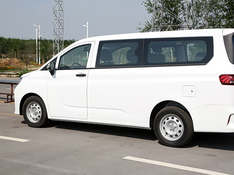 2024�� 2.0L CNG������ 7��