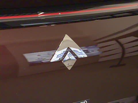 2025�� 825 Max��