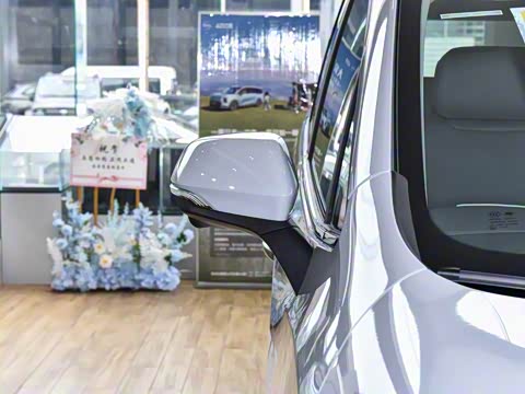 2025�� �콢��