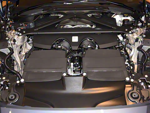 2025�� 4.0T V8 Coupe