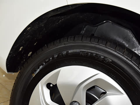 2023�� PLUS 1.8L 7/8�����˰�CNG