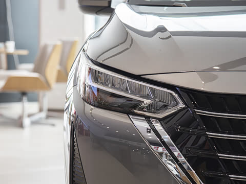 2025�� 1.6L CVT���İ�