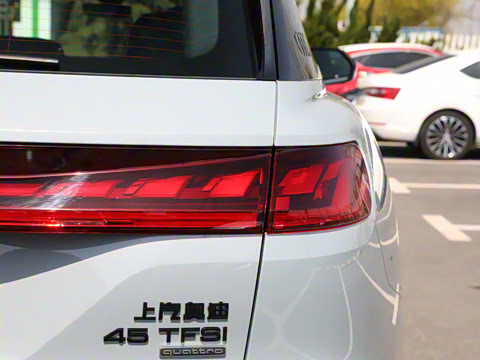 2024�� 45 TFSI quattro RS �׼����ٰ� 7��