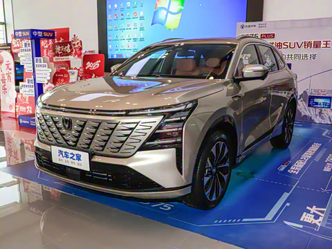 2025�� ���Ĵ� UItra 2.0T ������ �ǻ۾�����