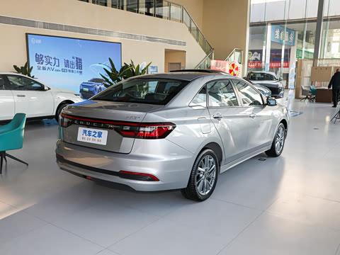 2023�� PLUS 1.6L XV CVT�����