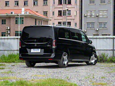 2025�� V 300 L ����������