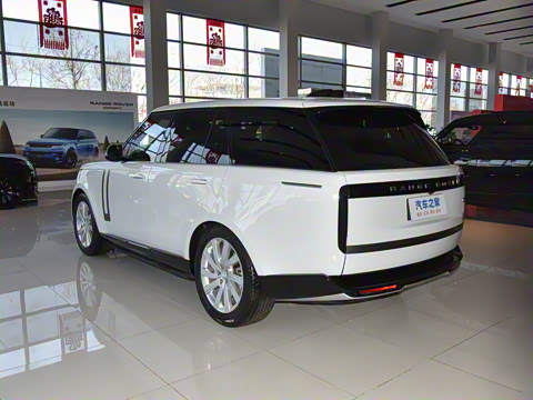 2025�� 3.0 L6 360PS ʢ����