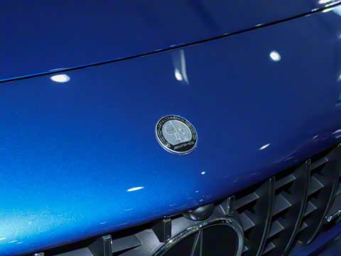 2025�� AMG A 35 L 4MATIC