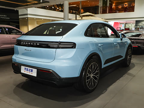 2024�� Macan 4