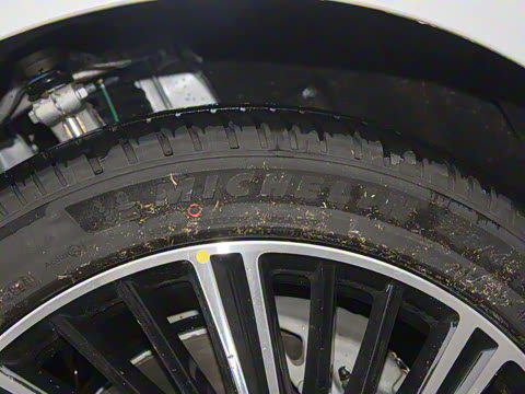 2025�� 680 ������������ Max