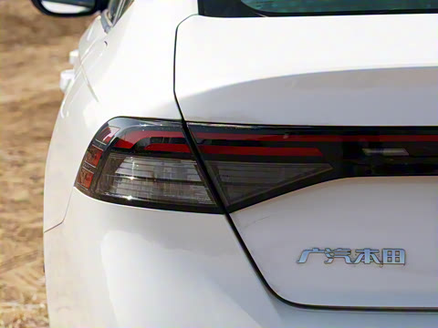 2023�� 2.0L e:PHEV ������