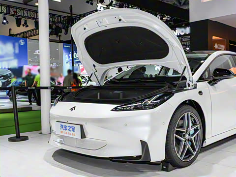 2025�� 630 Max��