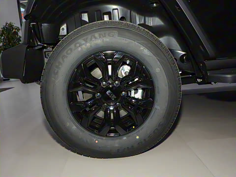 2024�� 2.0T ̽�ռ�