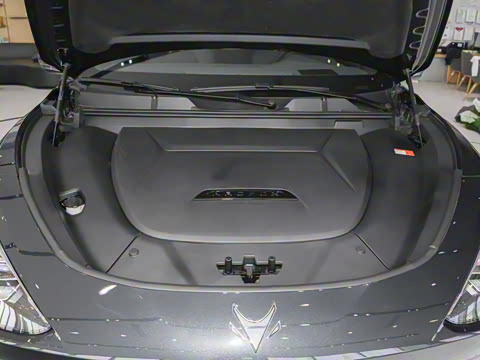 2025�� 688MAX 160kW