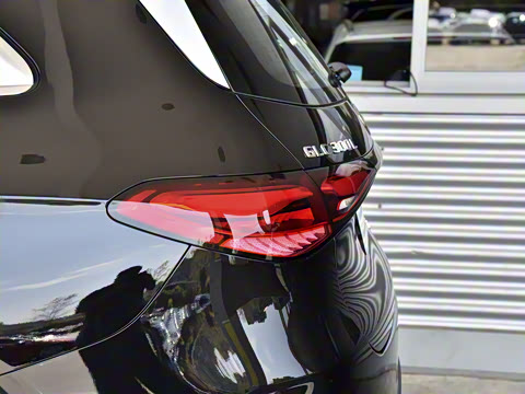 2024�� GLC 300 L 4MATIC ������ 7��