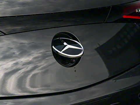 2025�� CLE 260 ���ܳ�