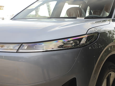 2025�� 636Ultra���Ȱ� 5��