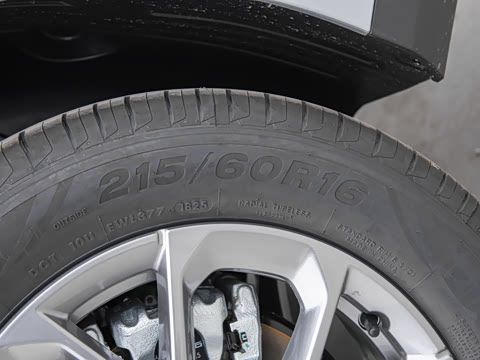 2025�� EM-i 60km ������