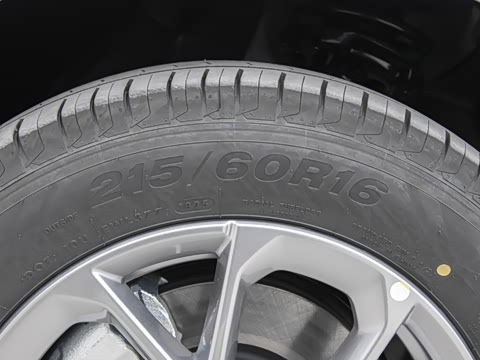 2025�� EM-i 60km ������