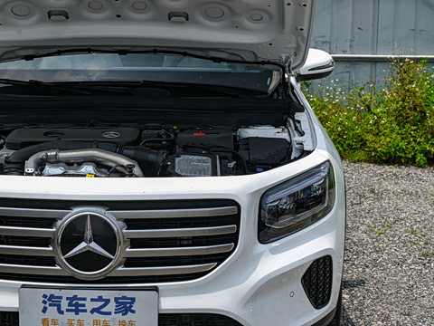 2025�� GLB 220 ������