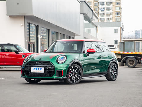 2025�� JOHN COOPER WORKS
