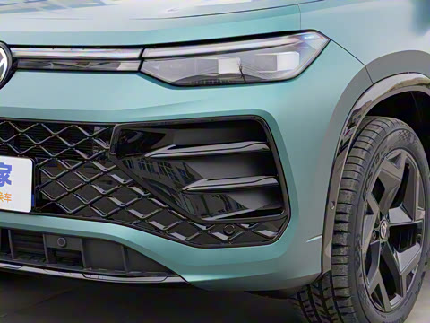 2025�� ̽��L 330TSI ������ӢCity��