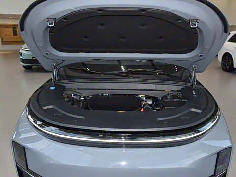 2025�� Pro ���ܻ��°�