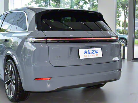 2025�� Pro ���ܻ��°�