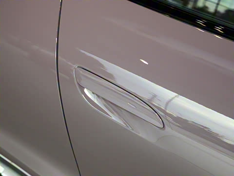 2024�� Taycan 4 Cross Turismo